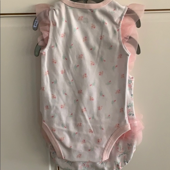 NWT Set of 2 girlie onesies with ruffles! - Picture 2 of 3